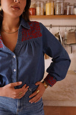 Carica l'immagine nel visualizzatore di Gallery, Camicia April

