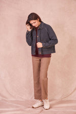 Carica l'immagine nel visualizzatore di Gallery, VERSAILLES – Giacca di jeans 100% cotone
