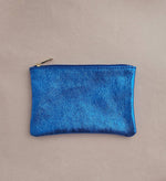 Carica l'immagine nel visualizzatore di Gallery, Pochette in pelle - M
