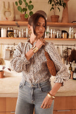 Carica l'immagine nel visualizzatore di Gallery, Blusa Aelyne
