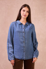 Carica l'immagine nel visualizzatore di Gallery, Blusa AMBROISE – Eleganza Denim Senza Tempo
