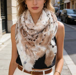 Carica l'immagine nel visualizzatore di Gallery, 46735-K12 Foulard grande carré 110*110 motivo bandana
