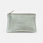 Carica l'immagine nel visualizzatore di Gallery, Pochette in pelle - L

