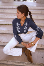 Carica l'immagine nel visualizzatore di Gallery, Camicia Isma: Beige / S/M

